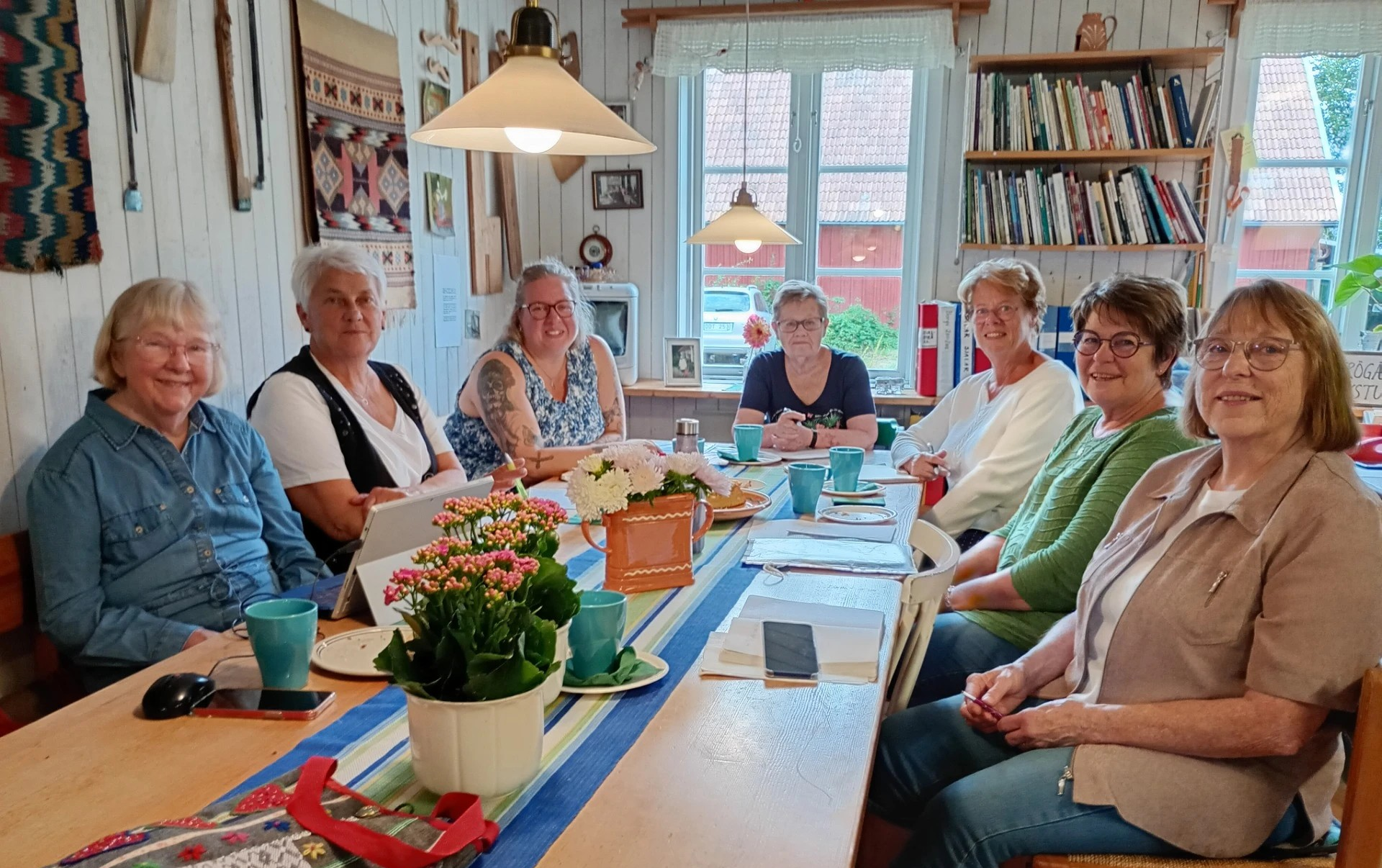 Vår styrelse, från vänster - Annika, Gunnel, Anki, Monica, Eva, Aija-Leena och Majlis.